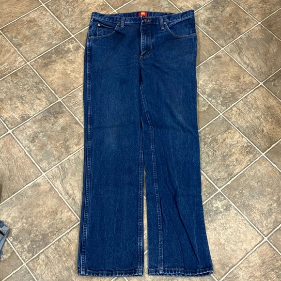 Wrangler 36 MWZ Slim Fit jeans - Picture 3 of 9